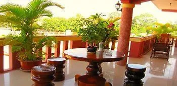 Ta Som & Tour Services Pensjonat Siem Reap