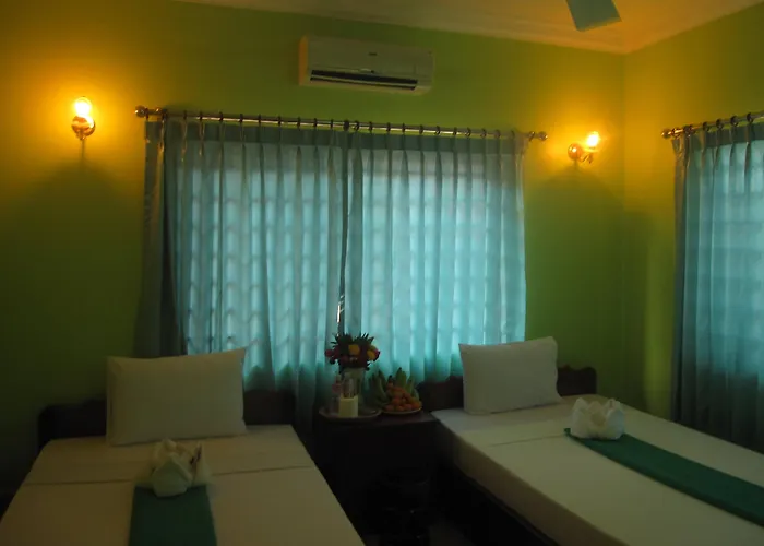 Ta Som & Tour Services 2* Siem Reap